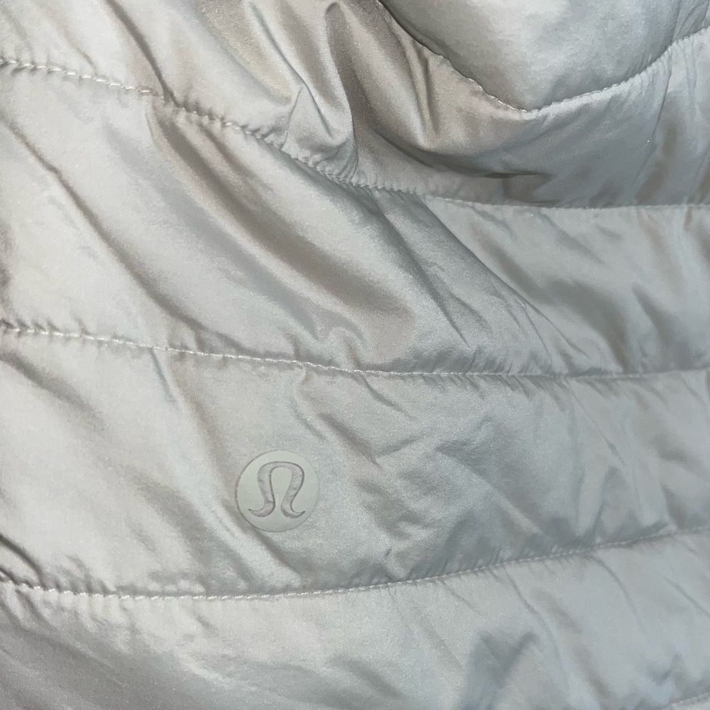 Lululemon Reversible Puffer Jacket - Picture 12 of 14